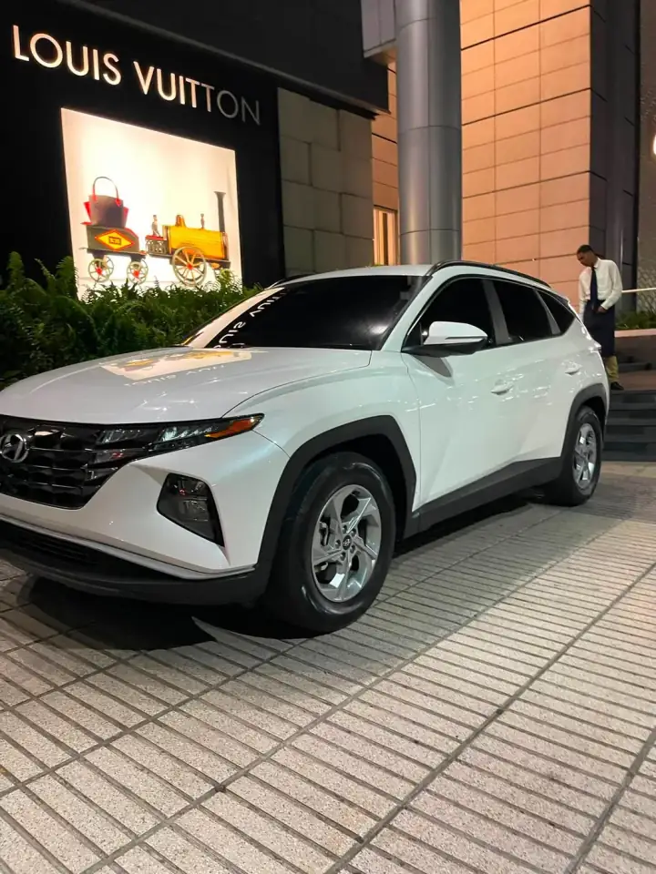 Hyundai Tucson blanca lista para entregar